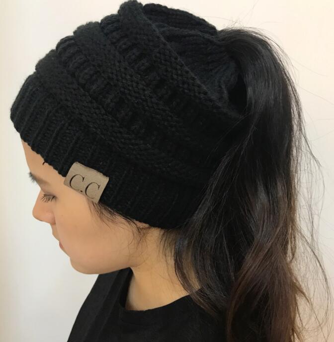 Women's knitted horsetail Beenie Hat