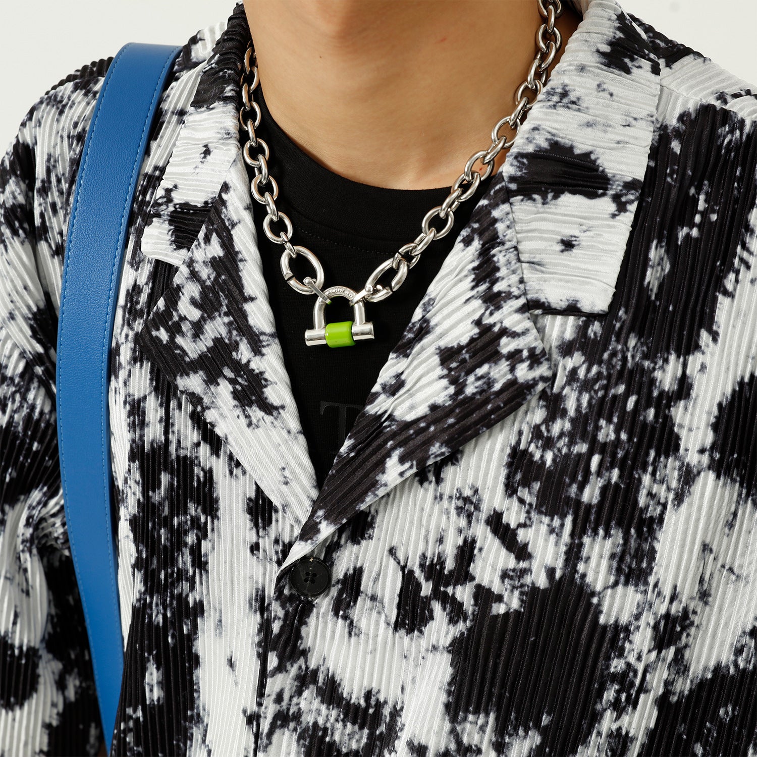 Trendy Korean Retro Pattern Drape Shirt Men